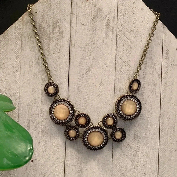 Shimmer  Necklace - Picture 1 of 4